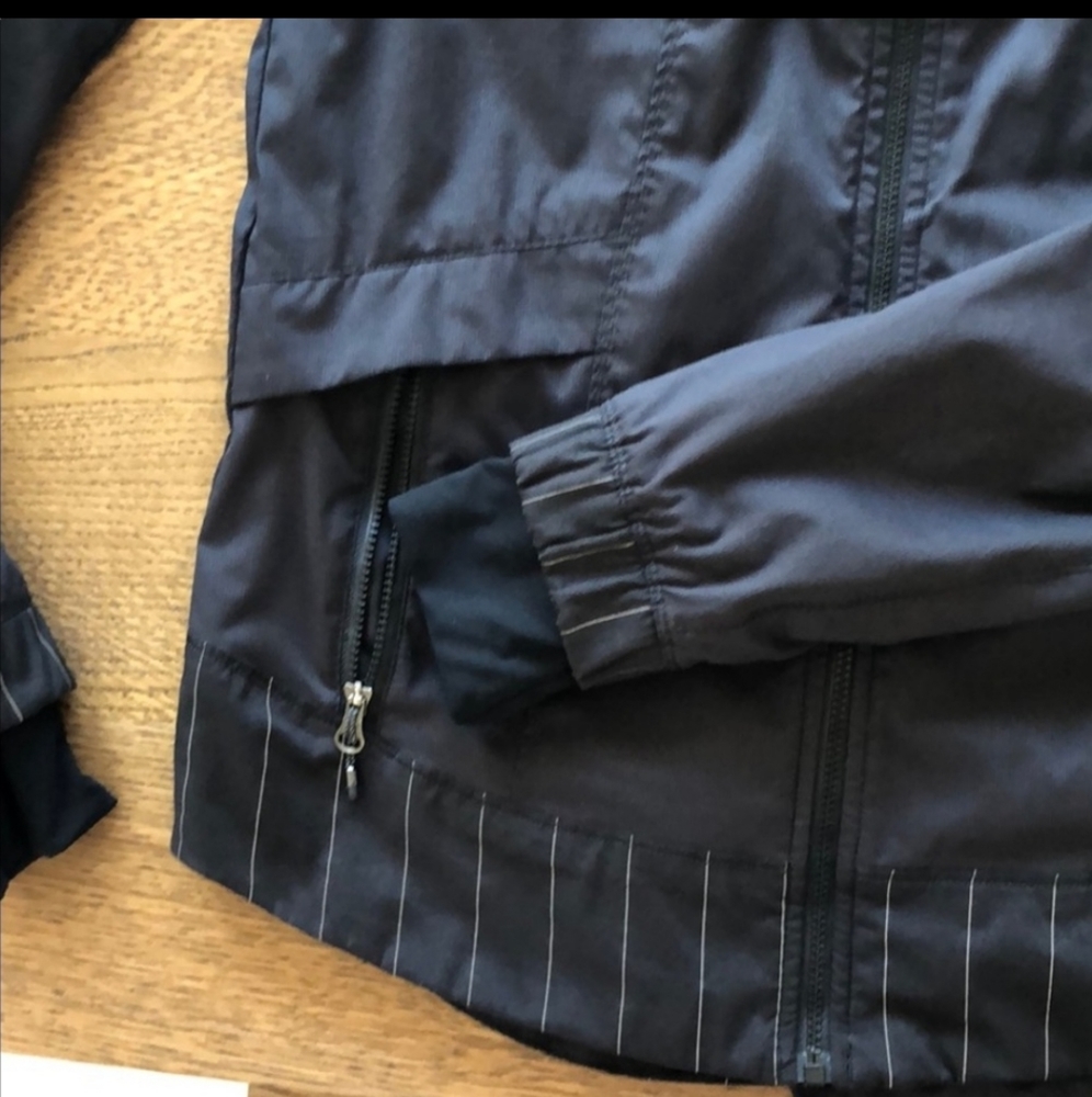 Lululemon Spring Forward Jacket - image 7